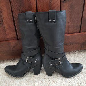 Women's Size 6 1/2 Black Fashion boot. Midcalf. Lightly used